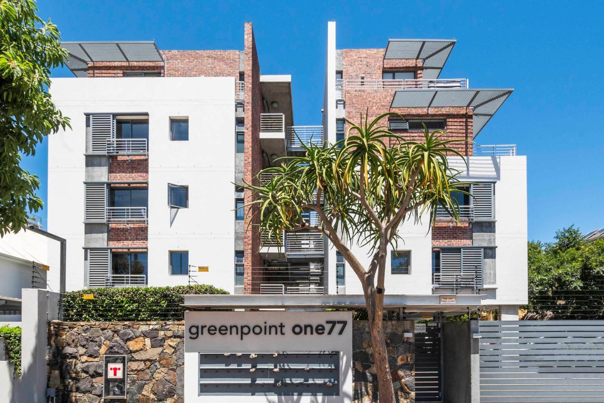 Point Living - Modern Charm *